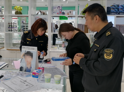 規(guī)范隱形眼鏡市場(chǎng) 守護(hù)消費(fèi)者視力健康——伊寧市市場(chǎng)監(jiān)管局持續(xù)開展專項(xiàng)檢查行動(dòng)